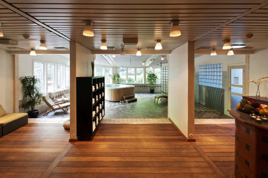 Quality Panorama Hotell 3*
